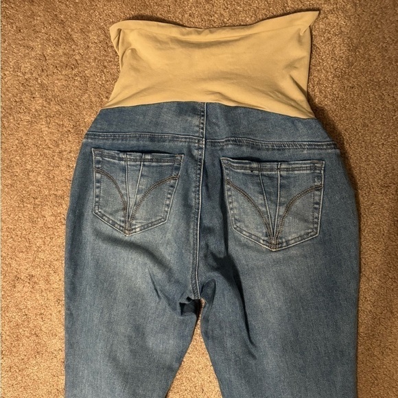 Indigo Blue Maternity skinny jeans size medium - Picture 6 of 6